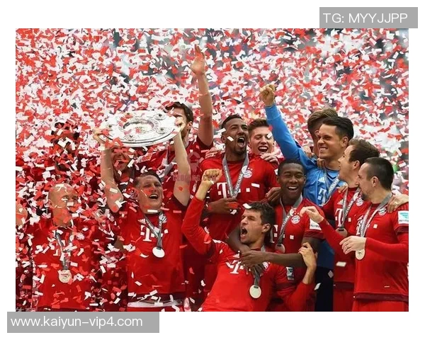 飞球足球球星展现巅峰技艺助力球队冲击冠军荣耀成为全球足坛焦点